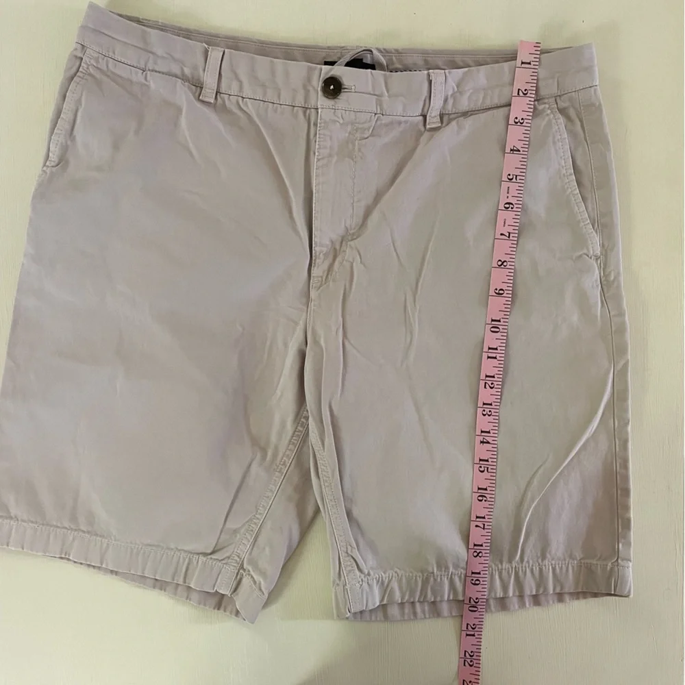Hawker Rye Men’s Flat front Shorts